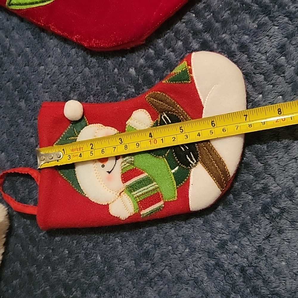NEW SET OF 4 CHRISTMAS DECORATIONS - Picture 16 of 17